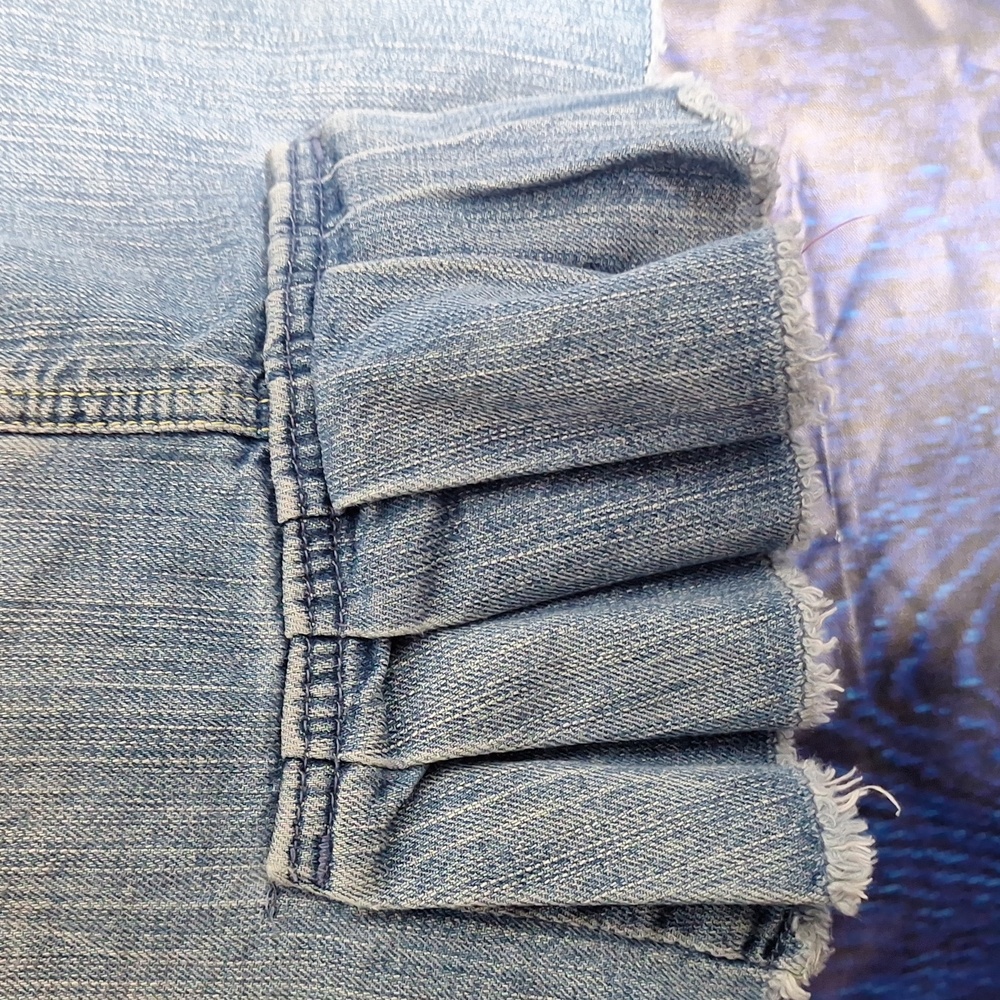 Old Navy Mini Jean  skirt - Picture 3 of 6